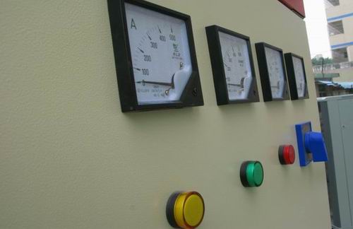 新泰成套配电箱